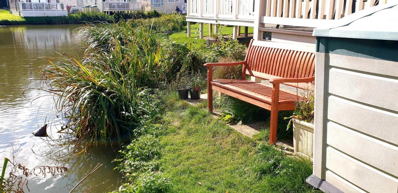 Lakeside Cotswold Holiday Home Cirencester Εξωτερικό φωτογραφία