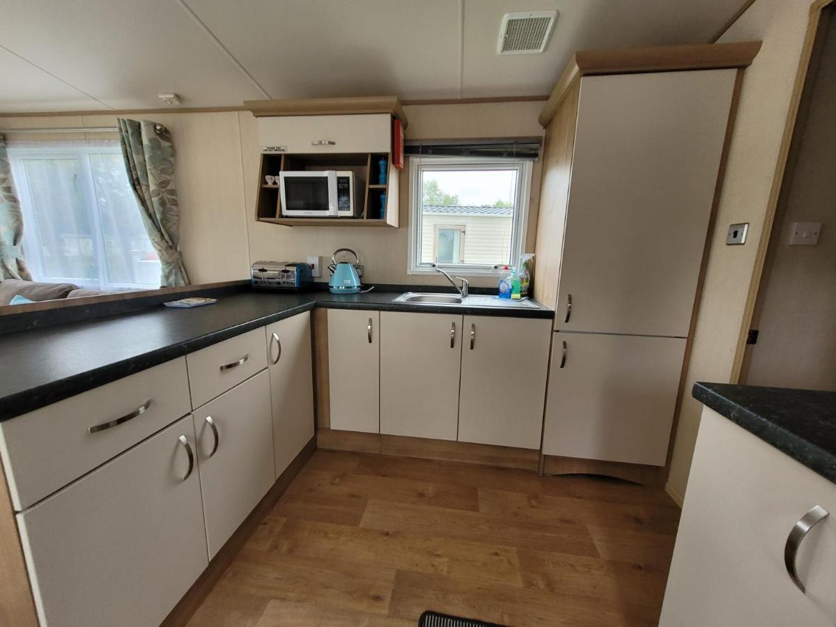 Lakeside Cotswold Holiday Home Cirencester Εξωτερικό φωτογραφία